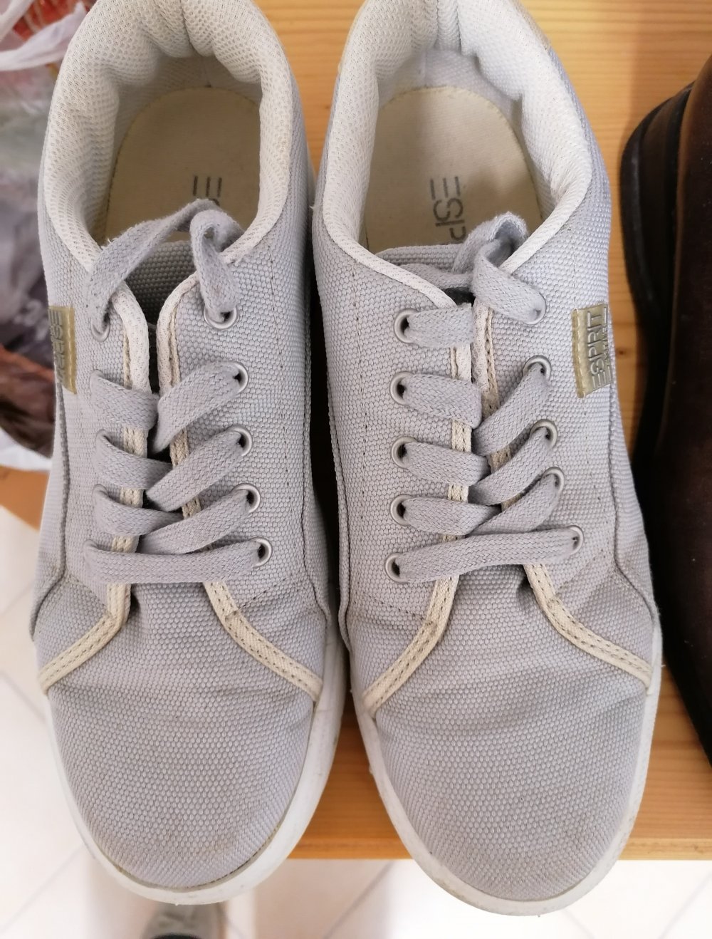 Esprit Sneaker grau