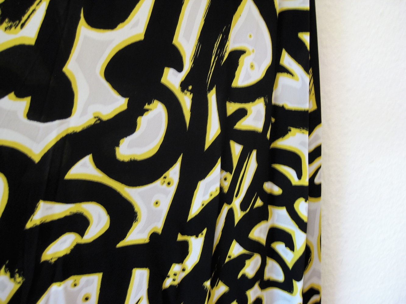 SEXY SOMMER / PARTY - KLEID IM GRAFFITI-DESIGN  + Miss Sixty + SEHR FEMININ  XL