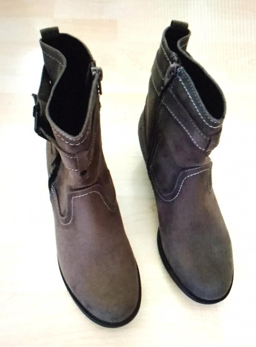 Stiefel Gr 38