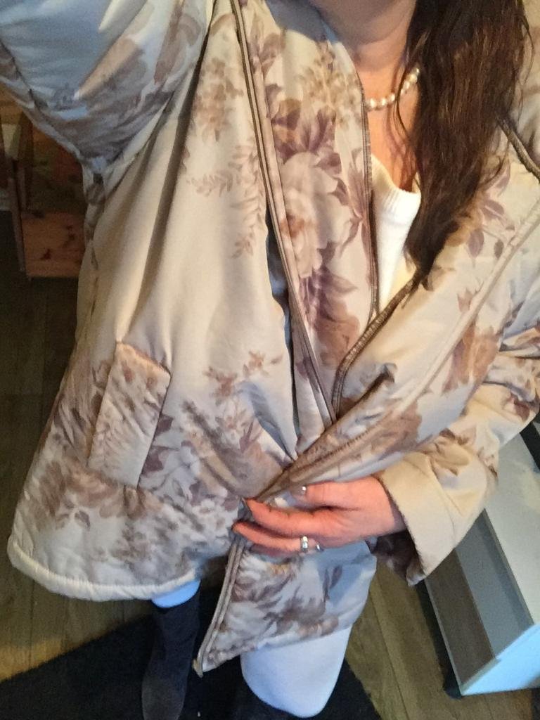 Schöne warme Jacke Gr L