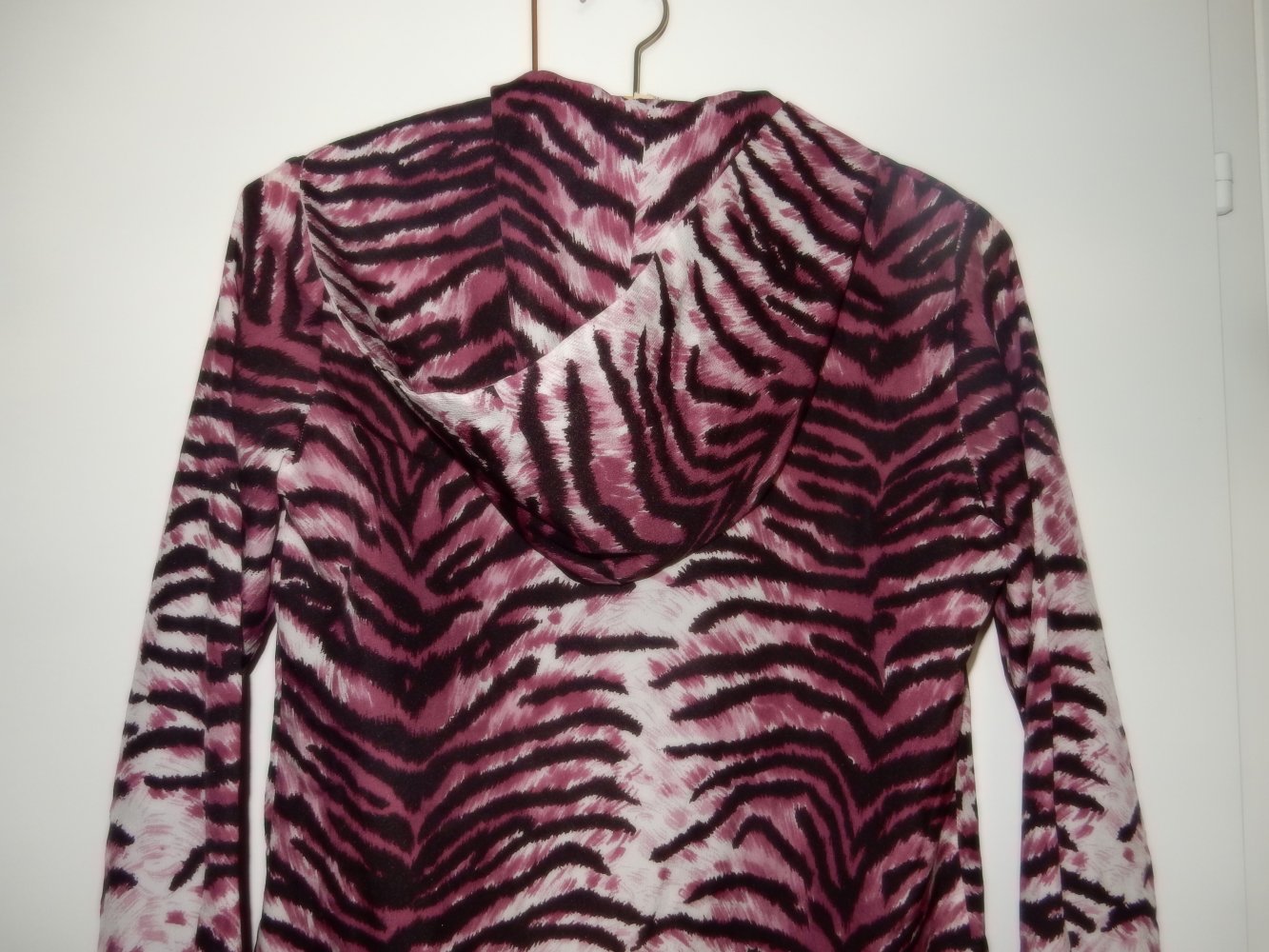 Original 60er/ 70er Bluse, lila Tigermuster