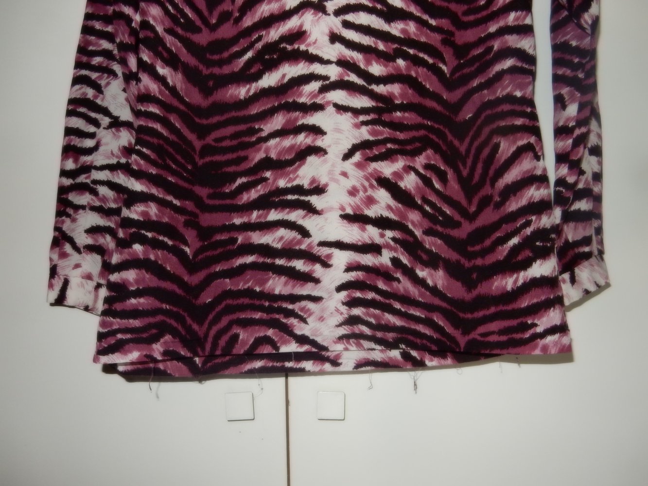 Original 60er/ 70er Bluse, lila Tigermuster