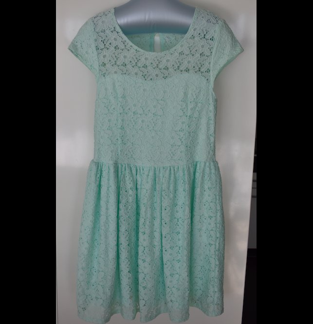 Mintgrünes Kleid