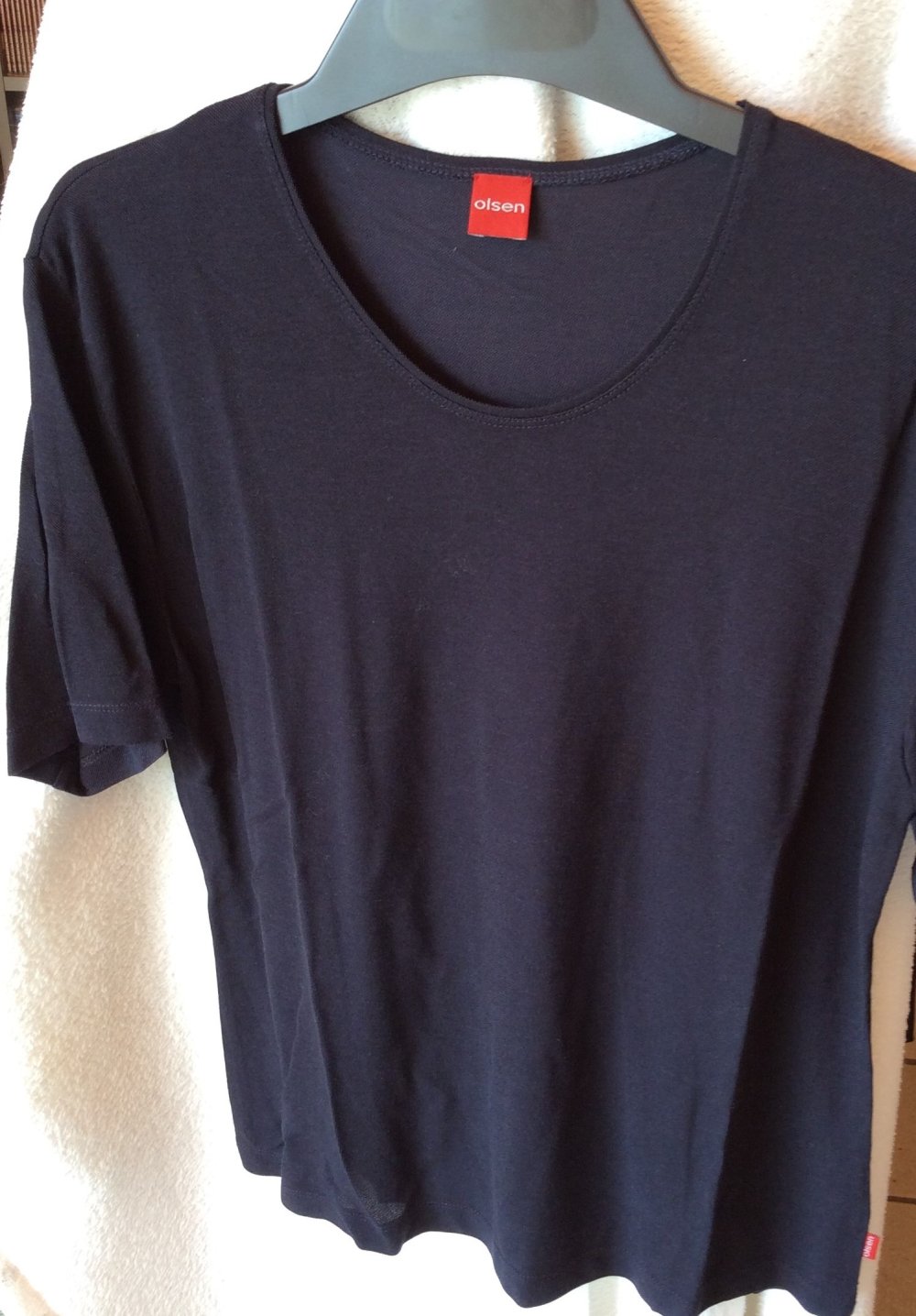 T-Shirt in dunkelblau