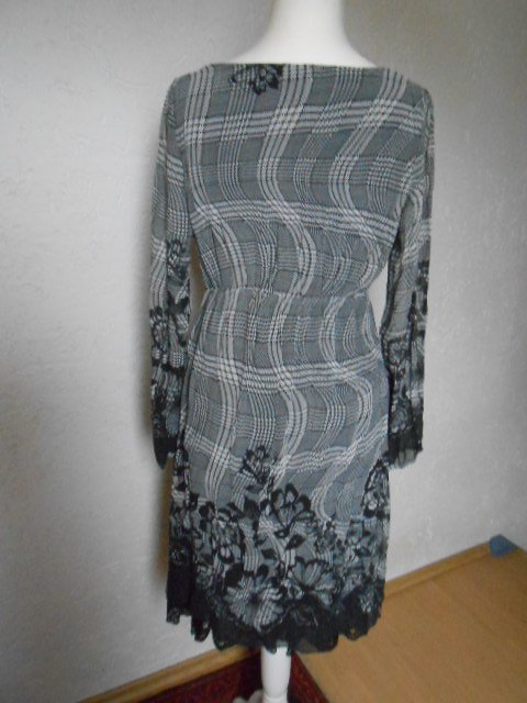 Kleid von Linea Tessini Gr. 40