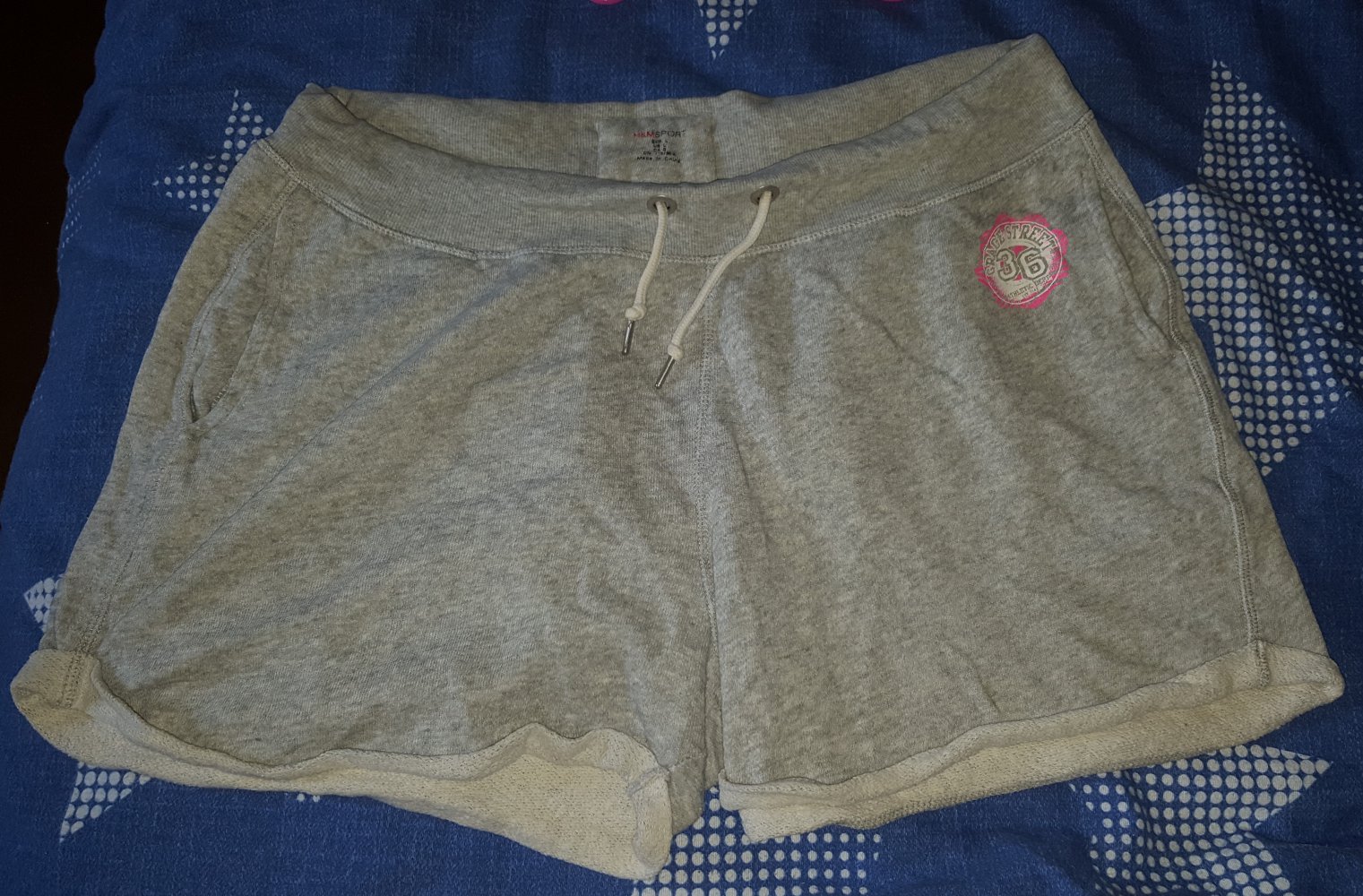 2 Shorts Gr. L von H&M