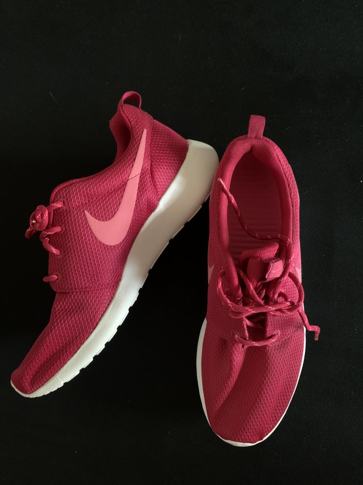 Nike Roshe Run 
