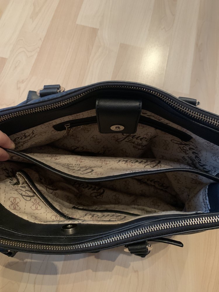 Guess Tasche