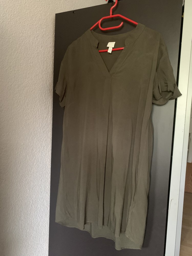 Blusenkleid