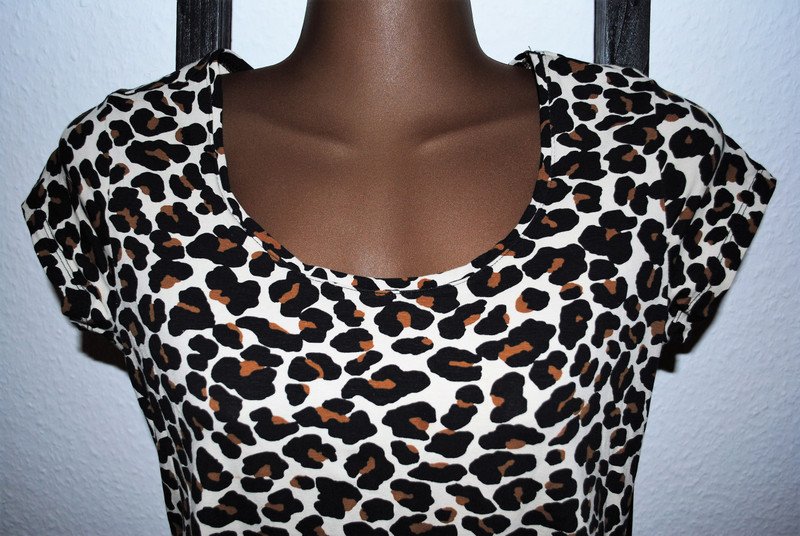 H&M Kleid Gr. S (ca. 36) Leo braun schwarz Damen New-York-Style