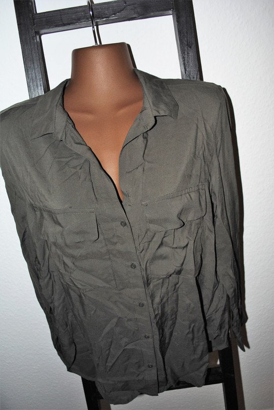 Neu H&M Bluse Gr. 34 (ca. XS) grün Damenmode Hemd klassisch leicht hübsch
