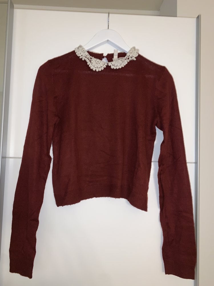 Roter Pullover