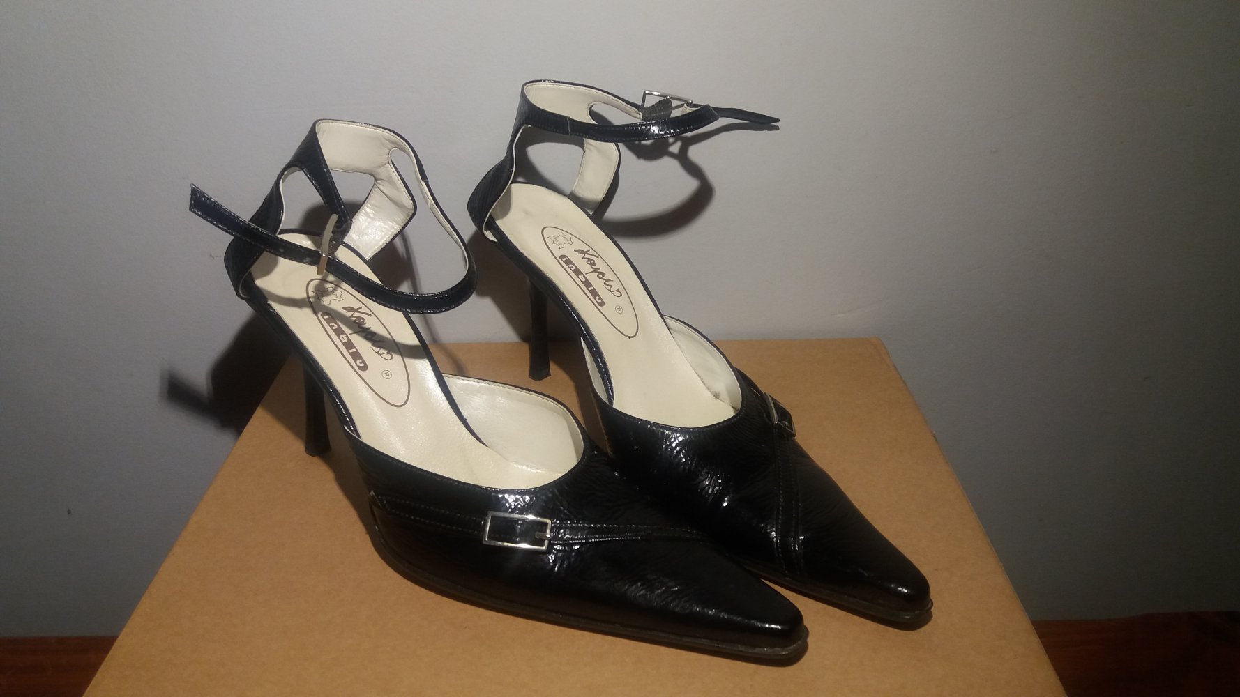 Schwarze Stilettos | Pumps | Lackpumps | Leder