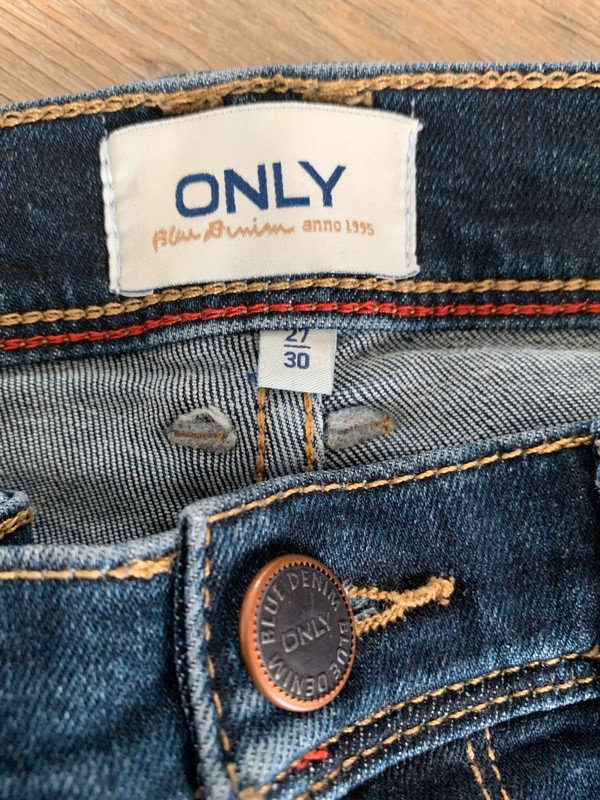 Blaue Jeans W27/30 von Only