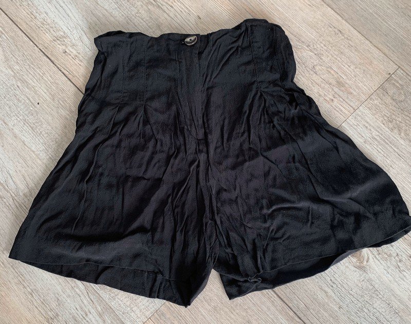 Schwarze High Waist Shorts von Zara