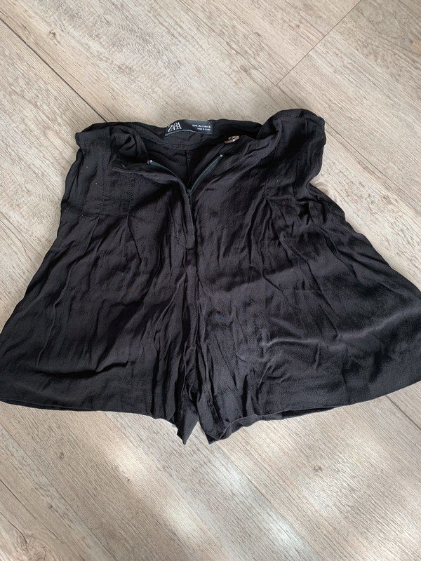 Schwarze High Waist Shorts von Zara