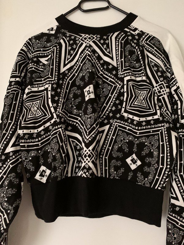 Schwarz weißer Pullover von C&A 