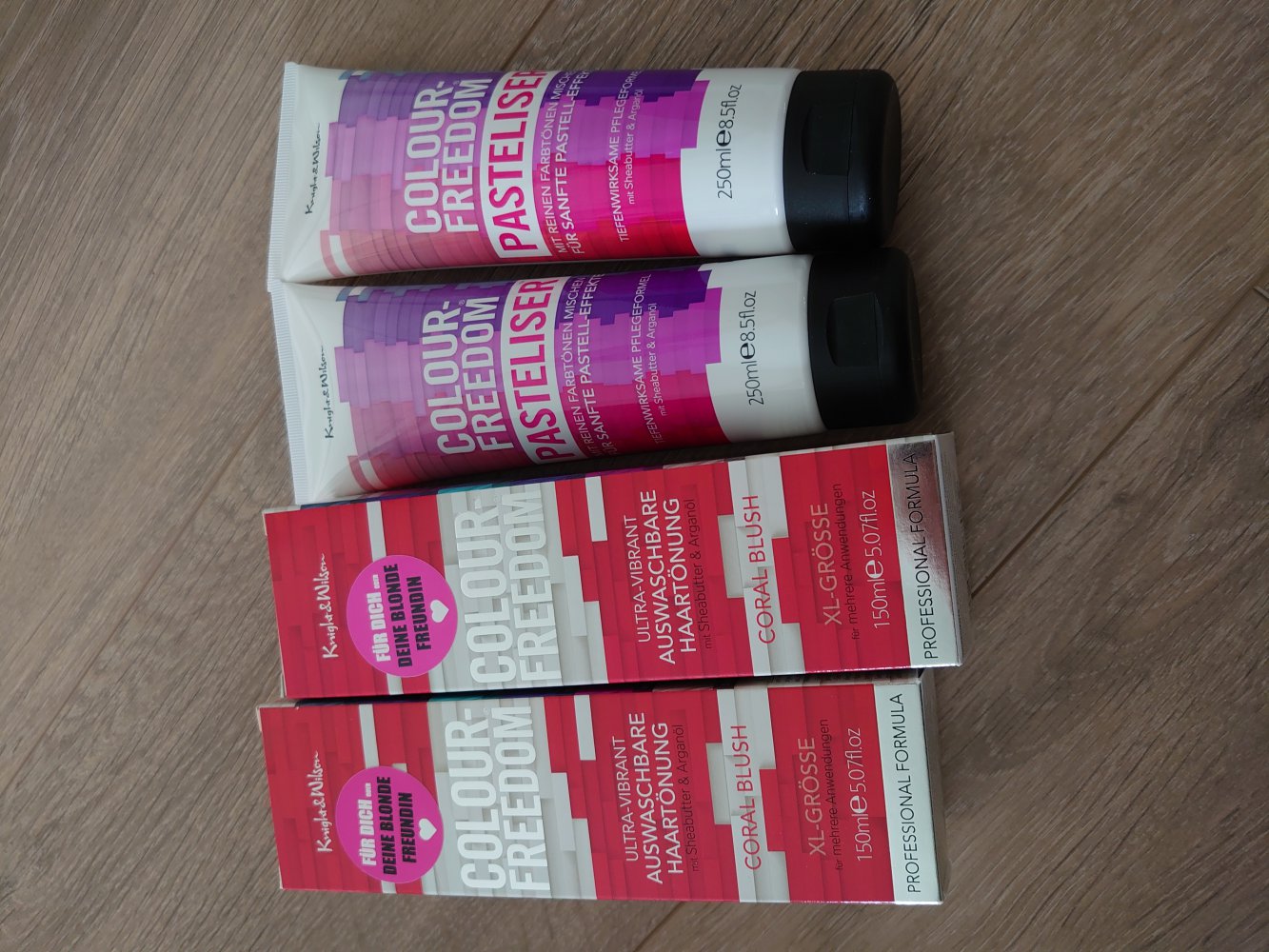 Colour Freedom Pasteliser + Ultra Vibrant Pink