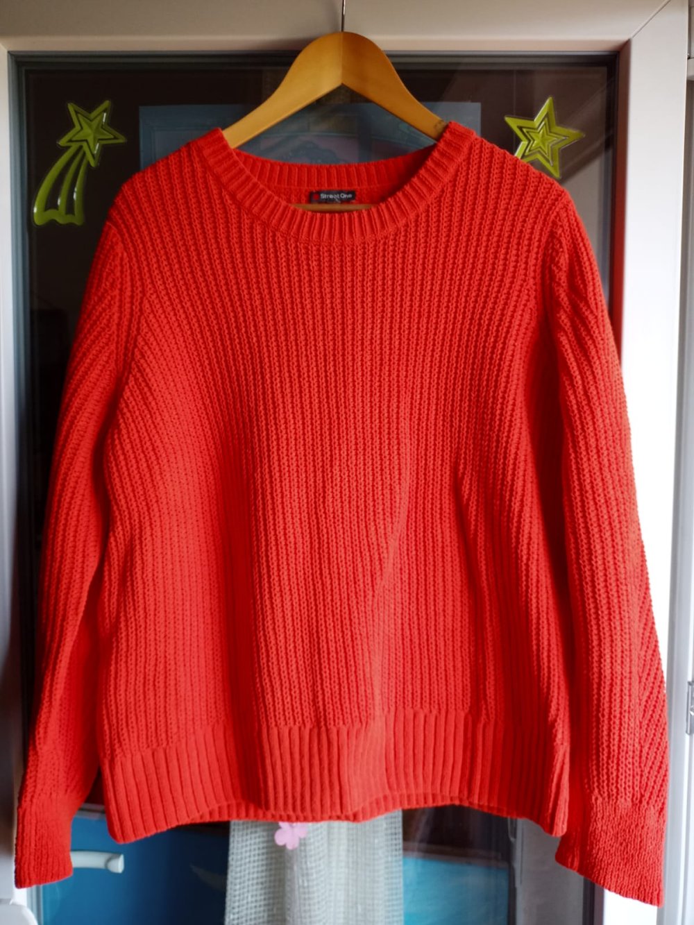schöner warmer Pullover