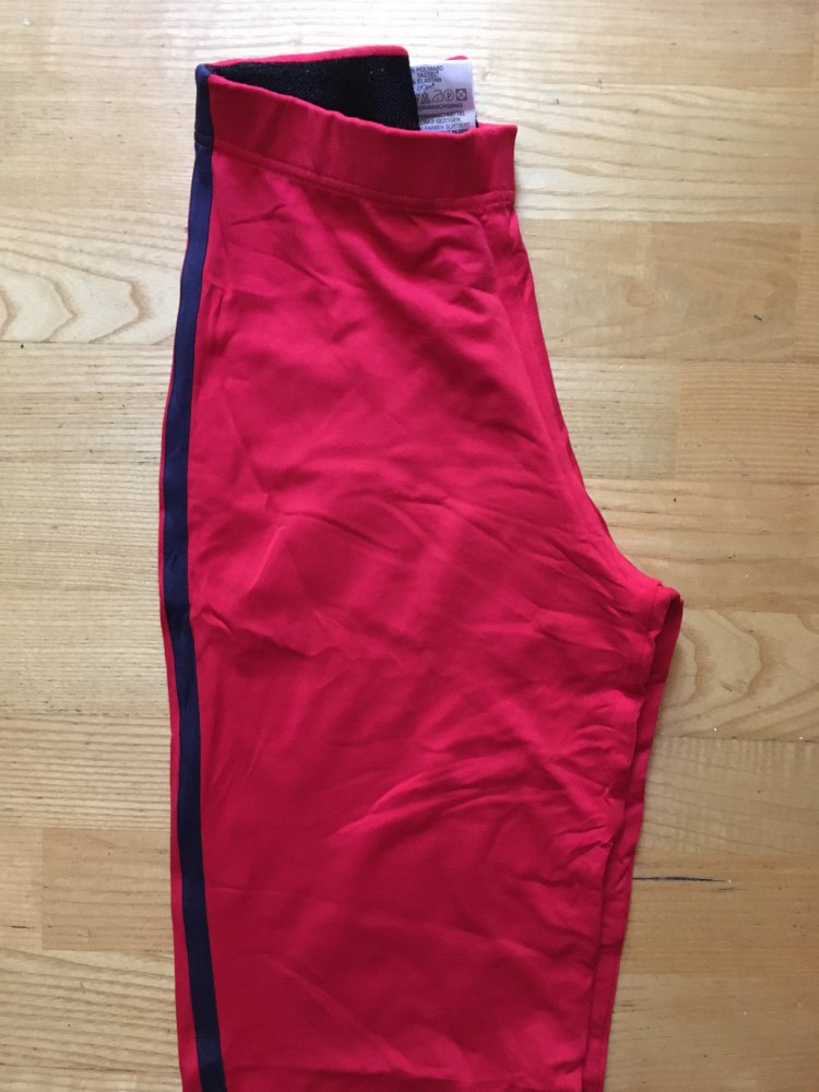 rote Sporthose mit schwarze Streifen Gr. 36/38 active wear