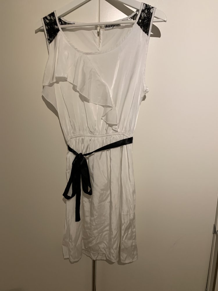 Kleid