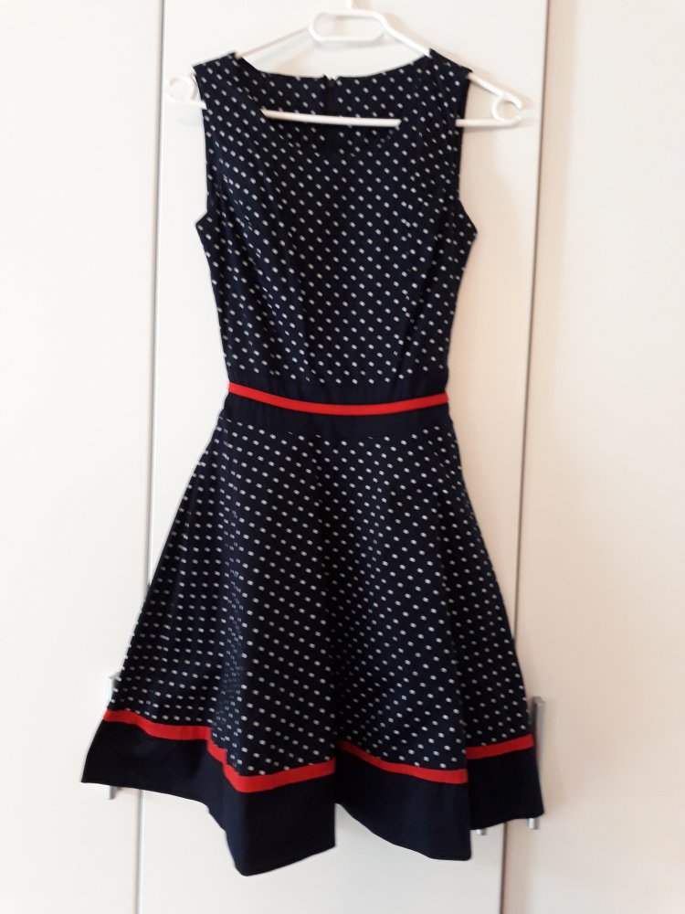 Kleid in A-Linie mit Polka Dots