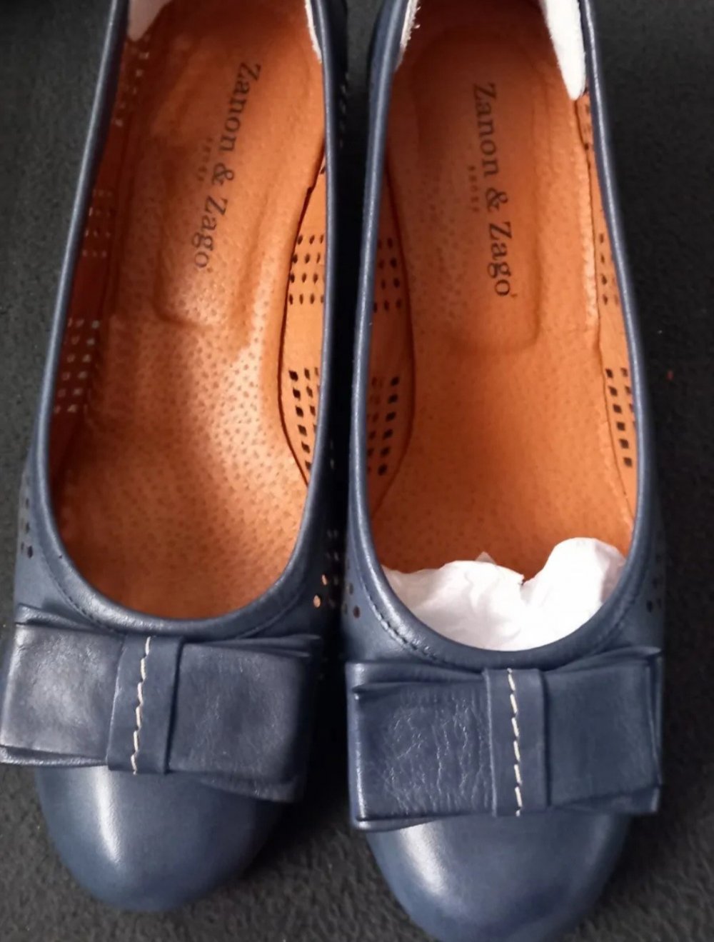 Blaue Pumps
