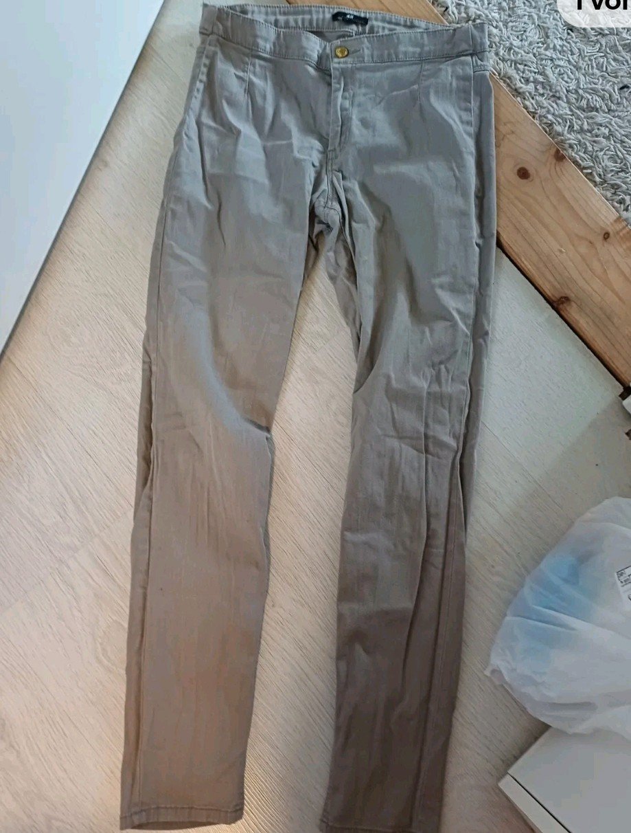 Graue Hose