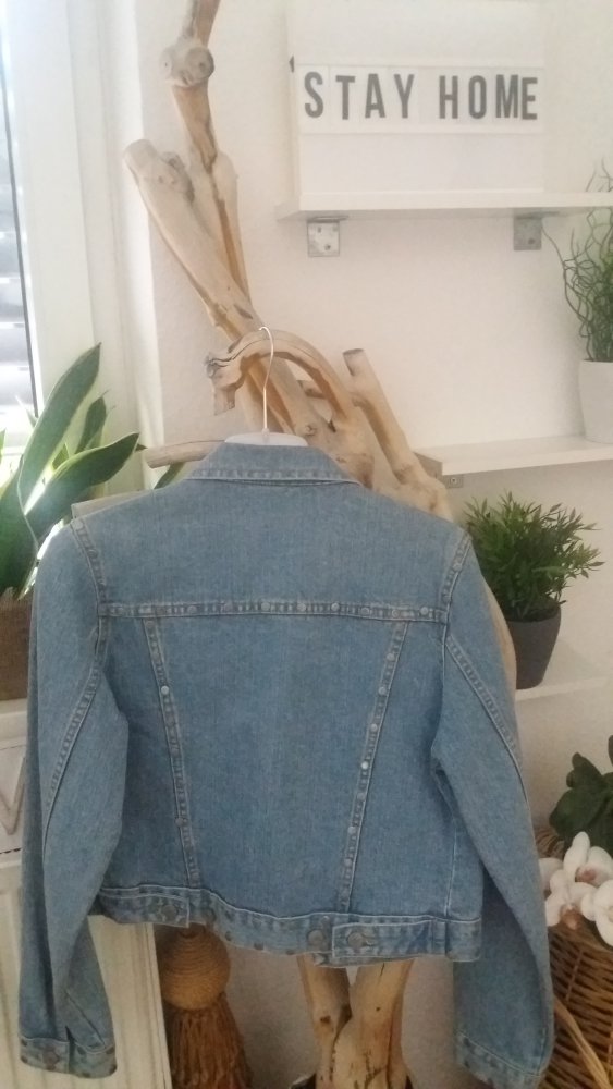 Madonna Damen kurze Jeansjacke Gr. 38