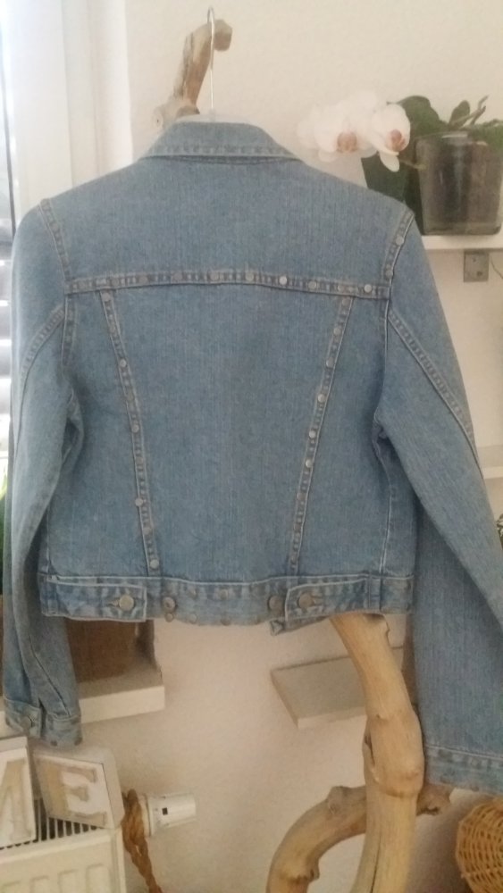 Madonna Damen kurze Jeansjacke Gr. 38