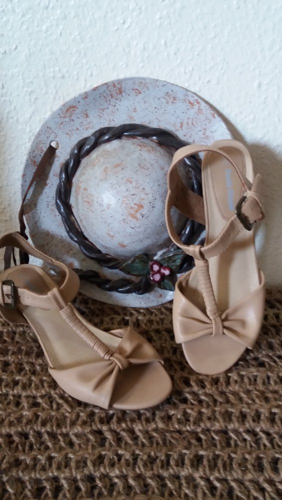 Claudia Ghizzani Dame beige Sandalen Gr.40
