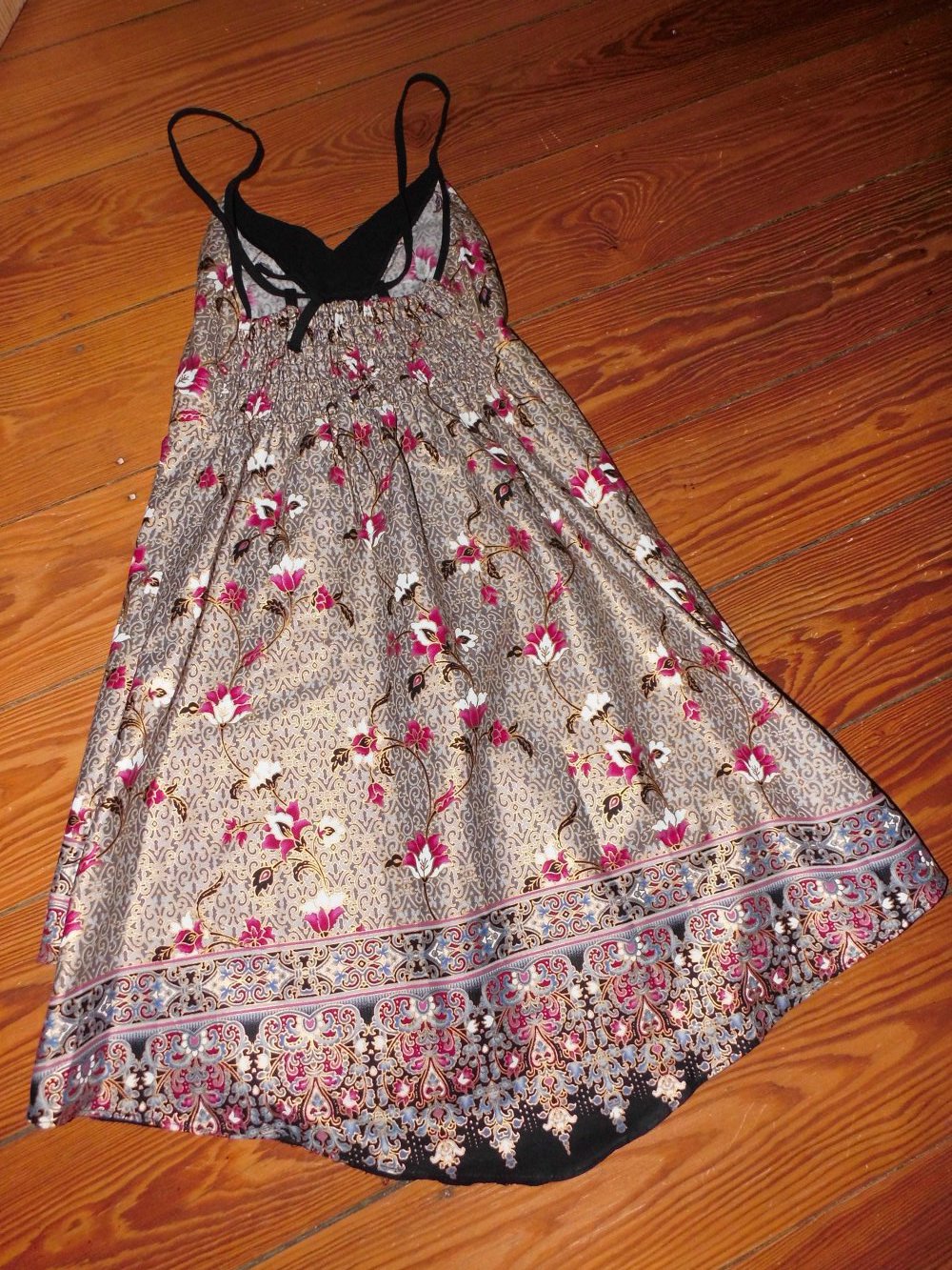 Edles Kleid