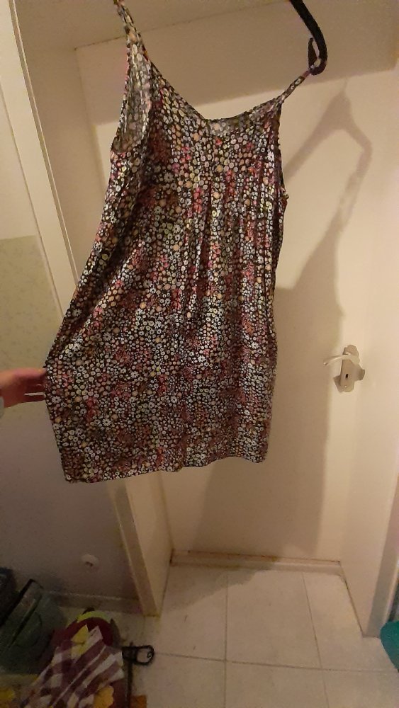  Sommerkleid oder Strandkleid mit Spaghettiträger schwarz bunt