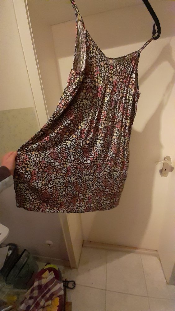  Sommerkleid oder Strandkleid mit Spaghettiträger schwarz bunt