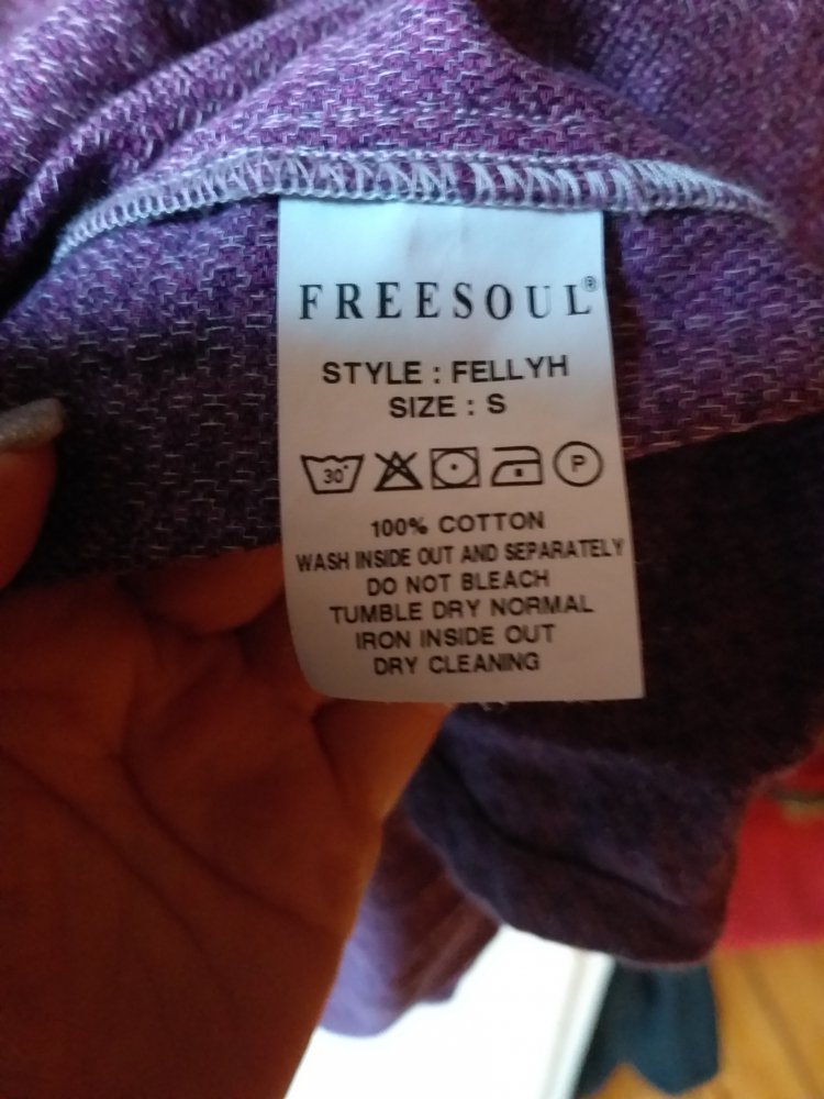 Kleid mit Puffärmeln