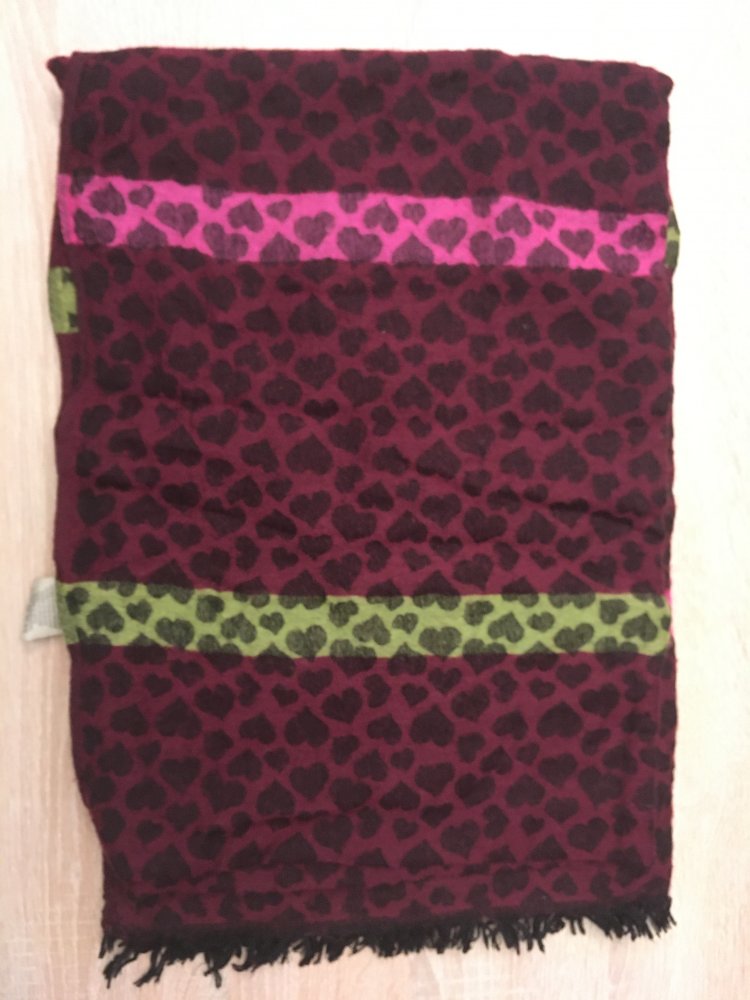 Schal mit Herzprint Codello bordeaux weinrot rosa pink grün schwarz