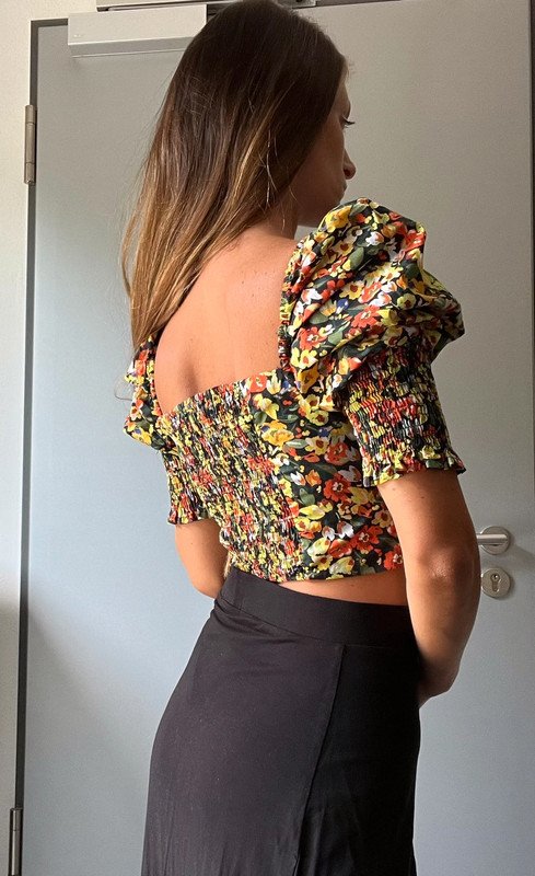 Crop Blumentop mit Rüschenärmel Sommer Kurz Floral PULL & BEAR