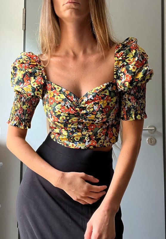 Crop Blumentop mit Rüschenärmel Sommer Kurz Floral PULL & BEAR