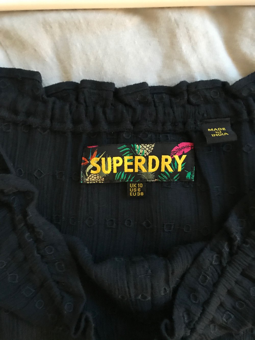 Superdry schulterfreies Shirt