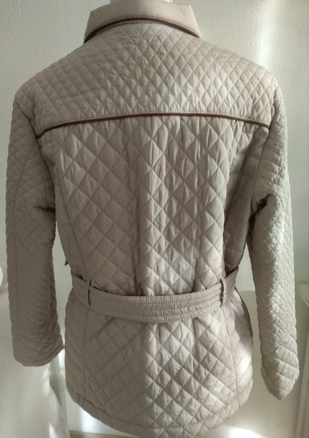 Helle Steppjacke Damen Gr. 40