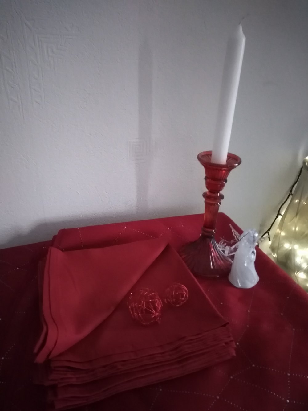 Rote Weihnachts- Tischdecke