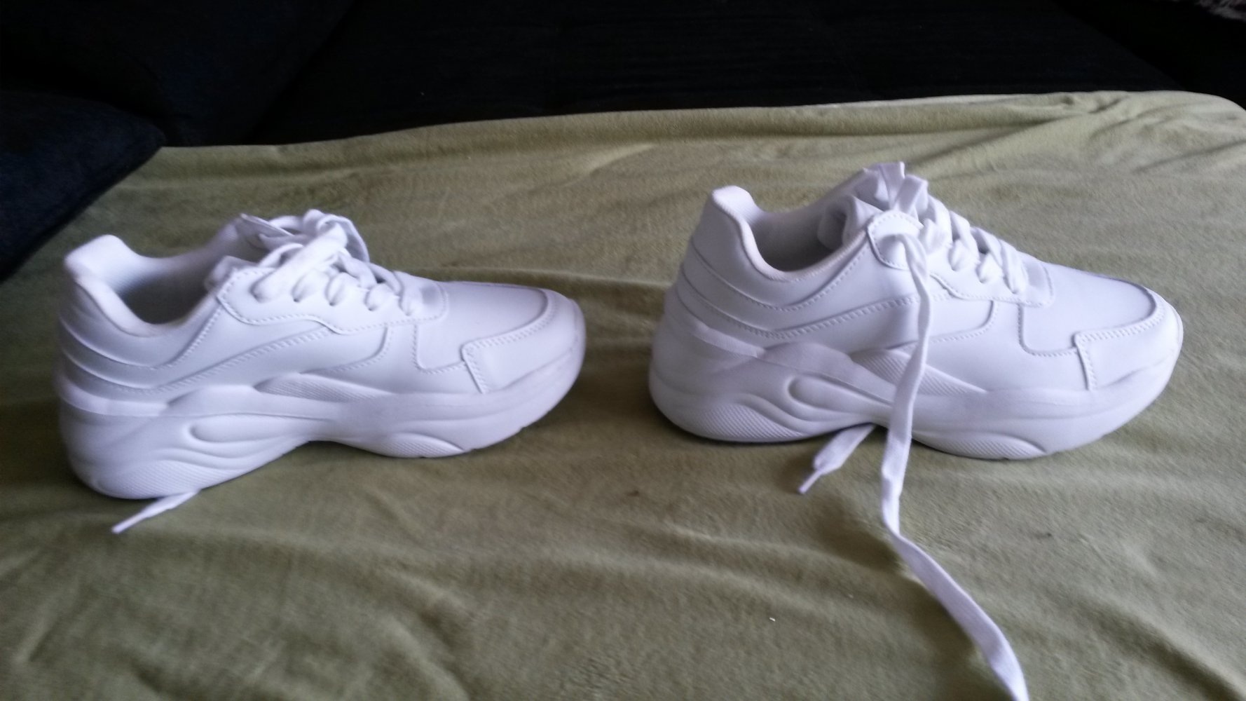 Damenschuhe - Größe 36