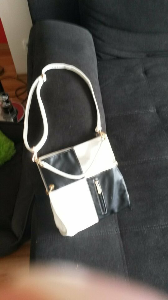 Frauenhandtasche