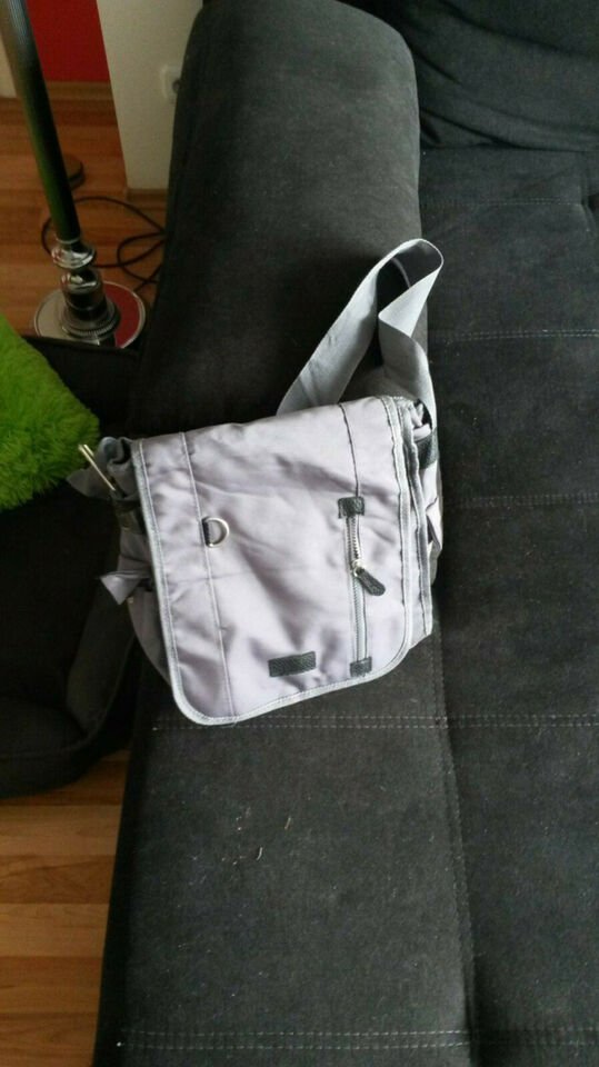 Handtasche