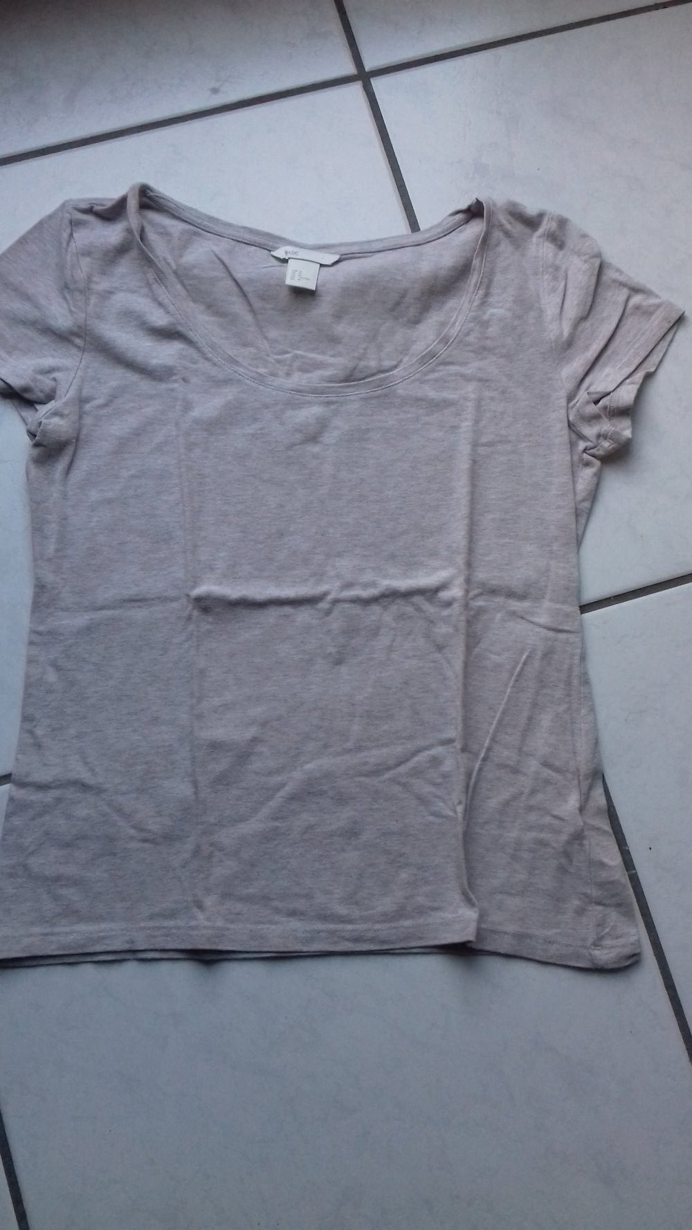 beige-meliertes T-Shirt von H&M in Gr. M € 3,--