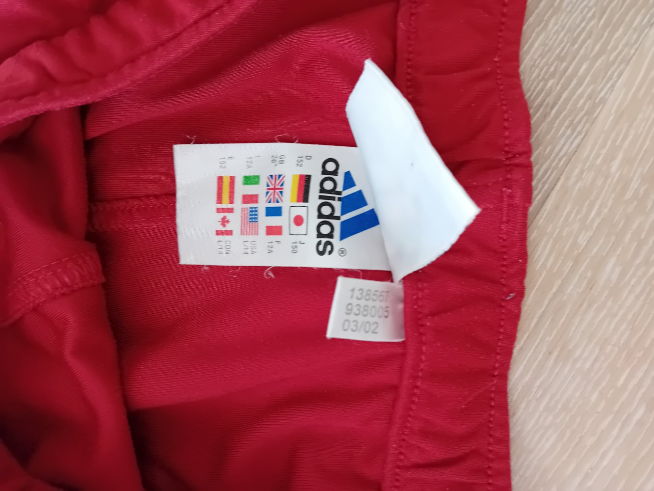 Schöne Hose von adidas Gr 152