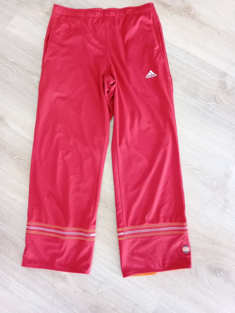 Schöne Hose von adidas Gr 152