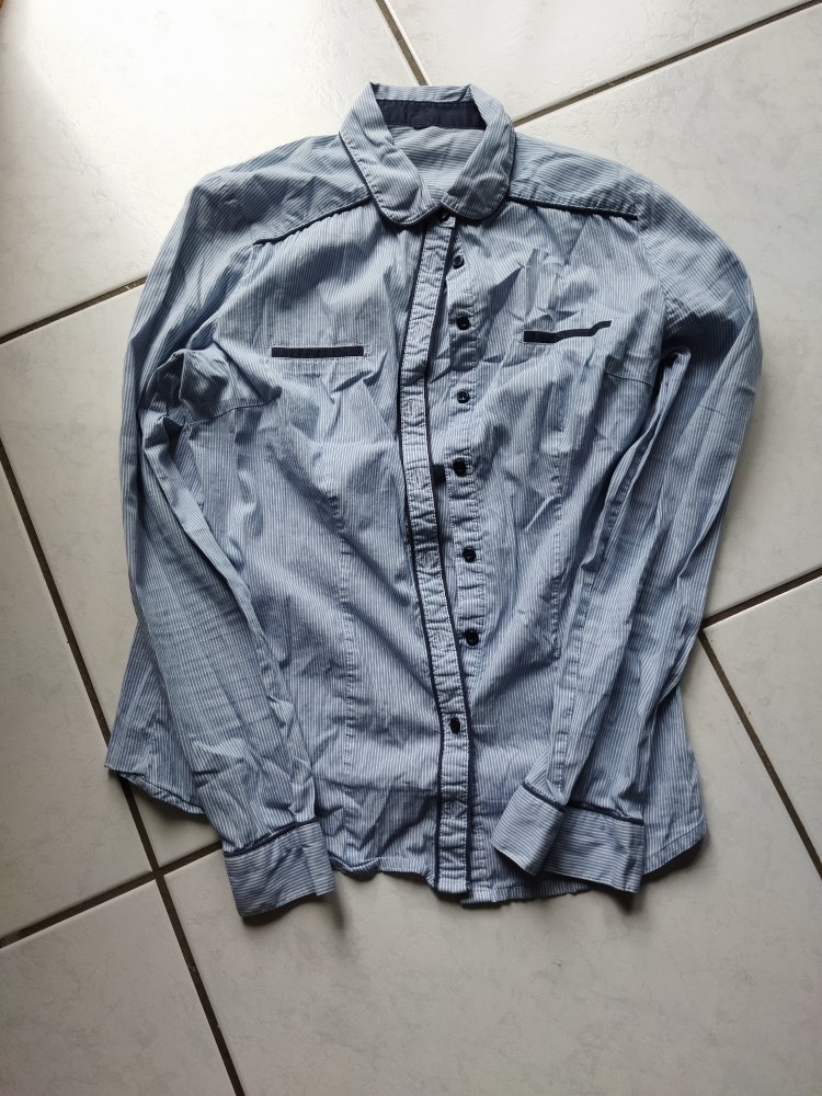 gestreifte Bluse Gr. 38 € 3,--