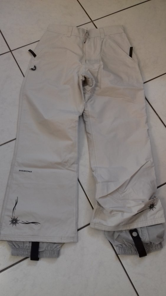 Sessions Snowboard-/Skihose Gr. M (38) € 30,--