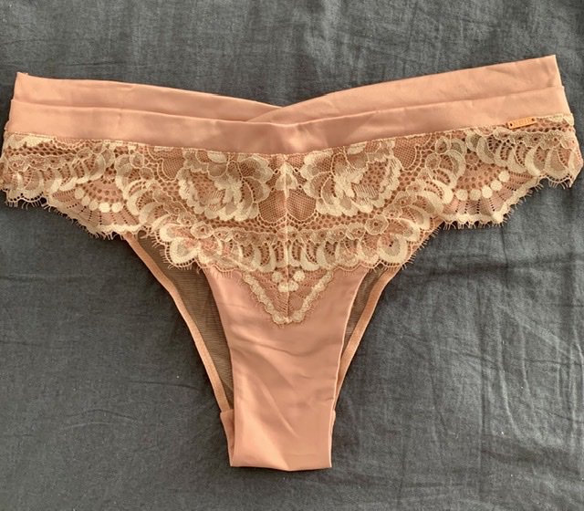 Unterwäsche Hunkemoller Neu Noir Collection
